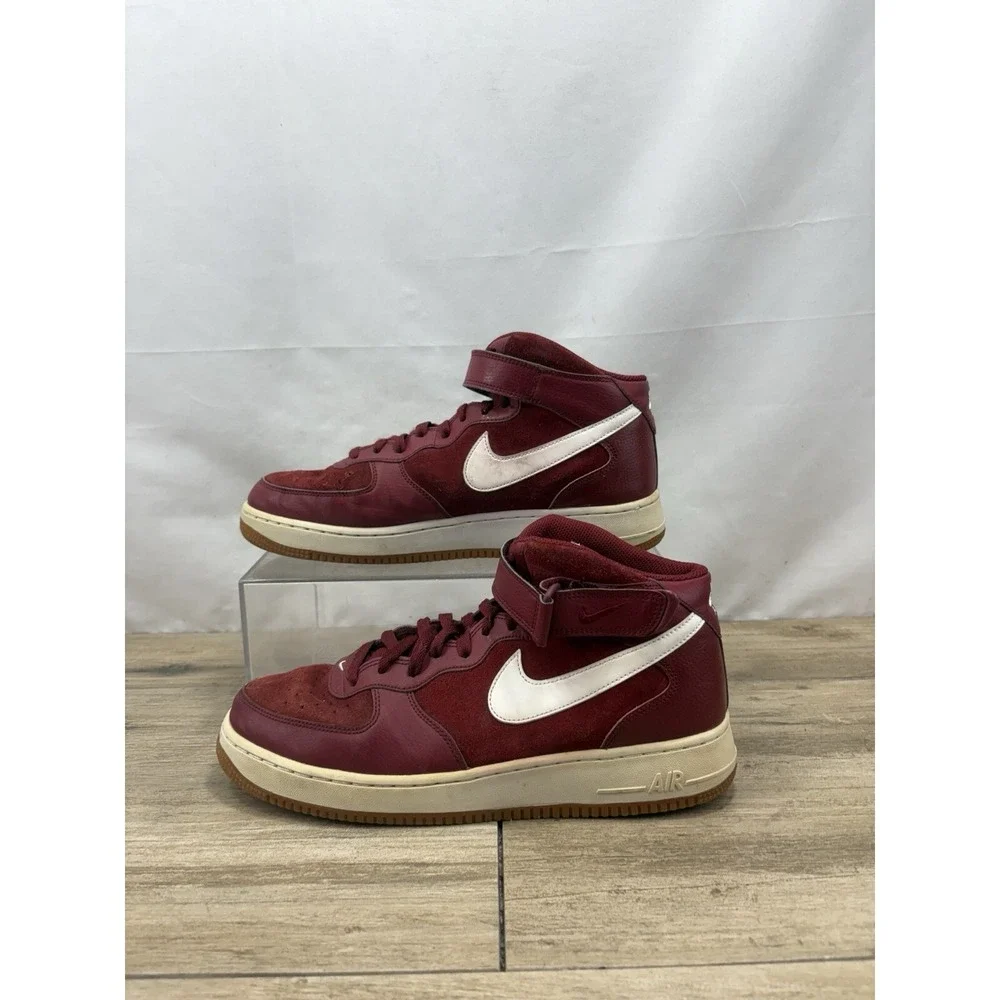 Nike Air Force 1 Men's Size  11  ( 315123-608 ‎ ) red white gum bottom EUC
